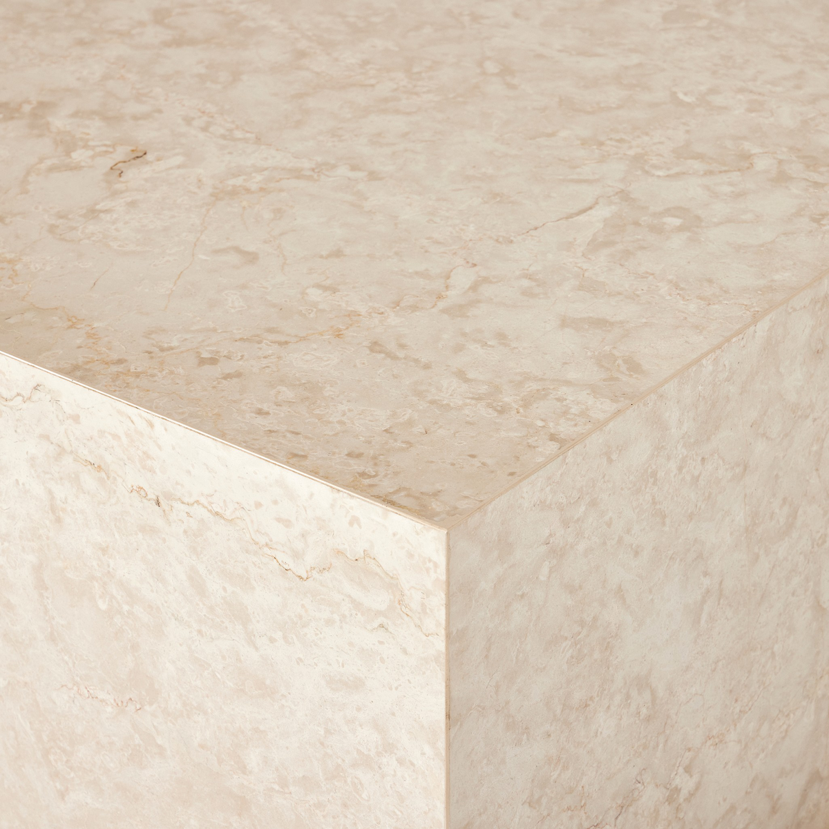 #color_outdoor-cream-marble