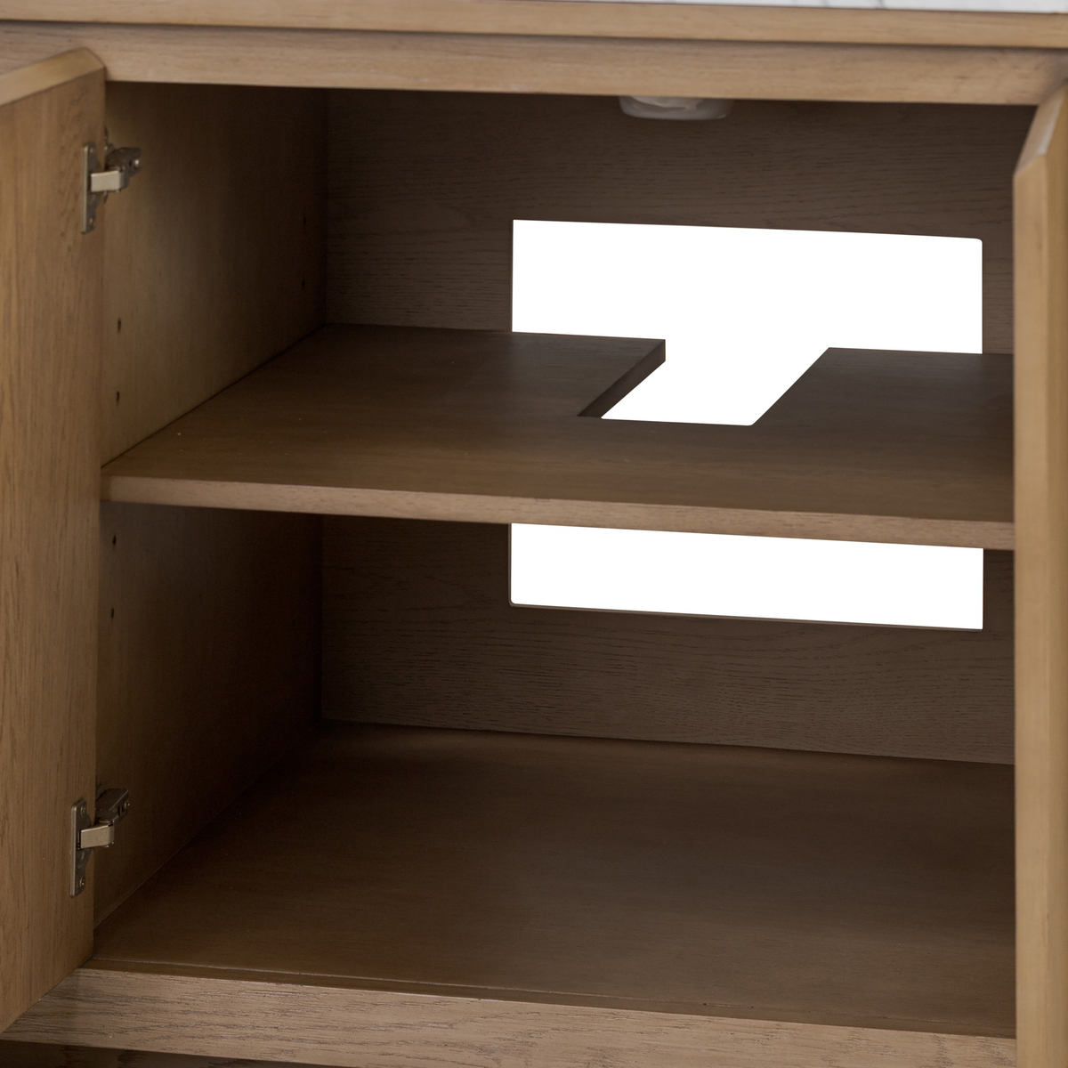 #color_satin-light-wash-oak-veneer