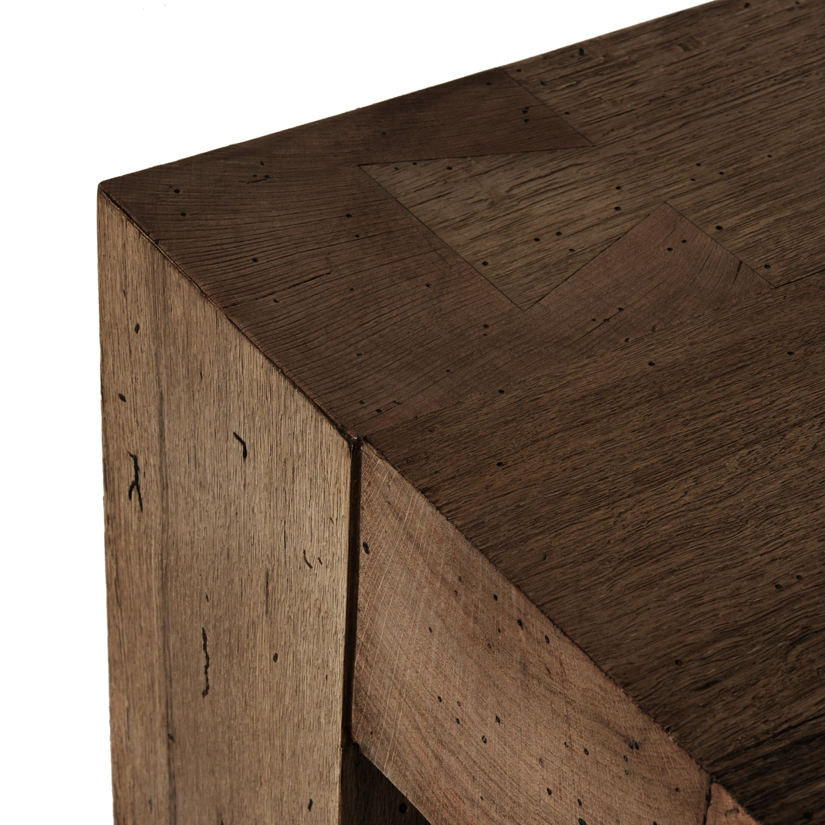 #color_ebony-rustic-wormwood-oak