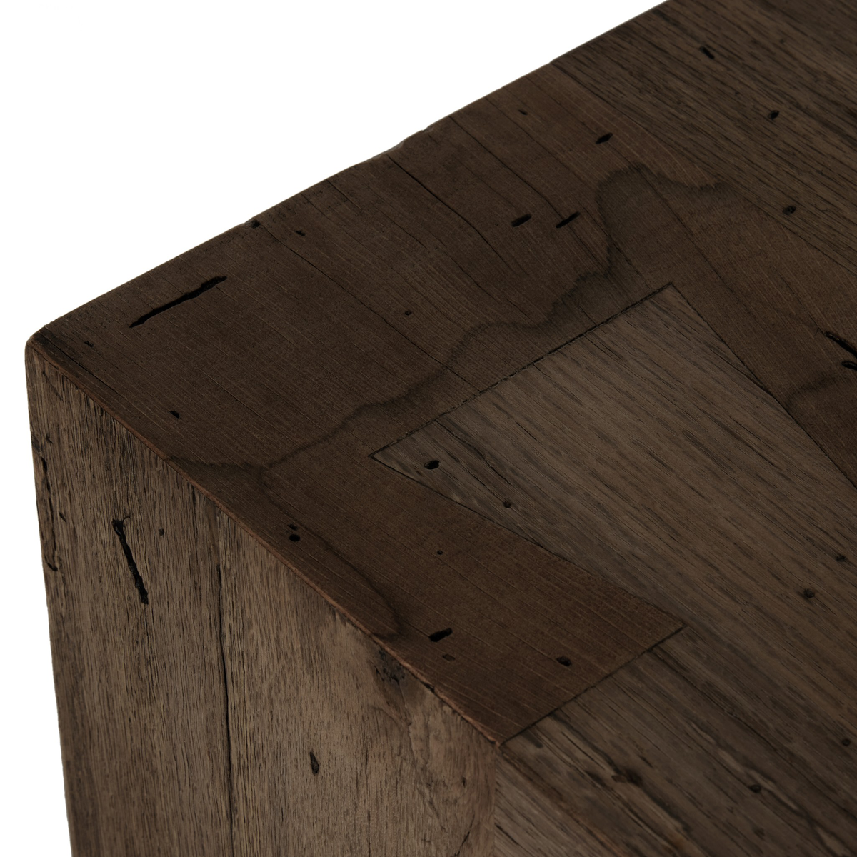 #color_ebony-rustic-wormwood-oak