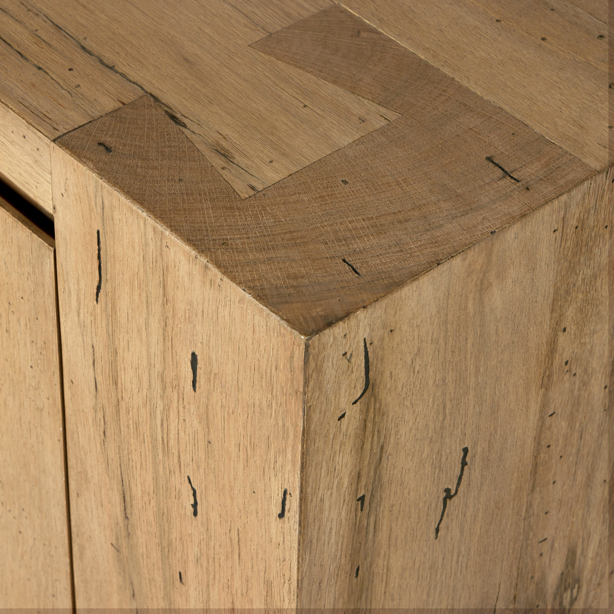 #color_rustic-wormwood-oak