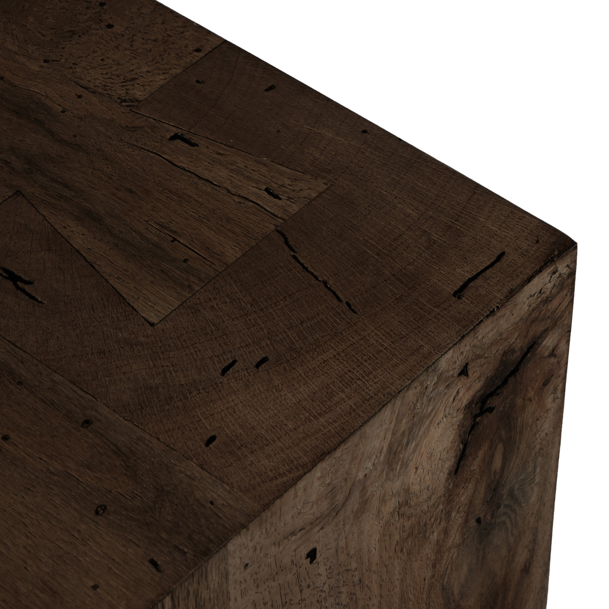 #color_ebony-rustic-wormwood-oak