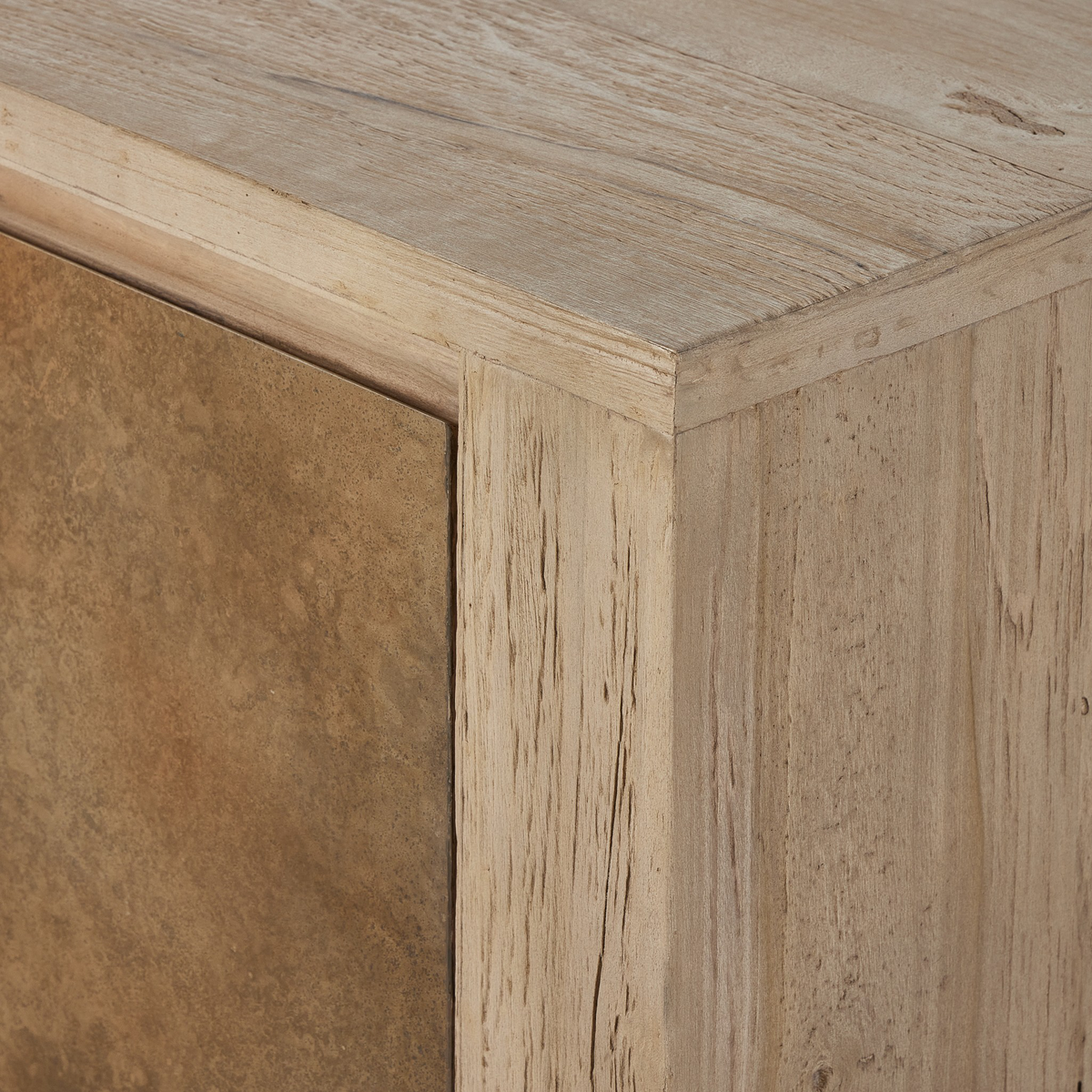 Redondo Media Console