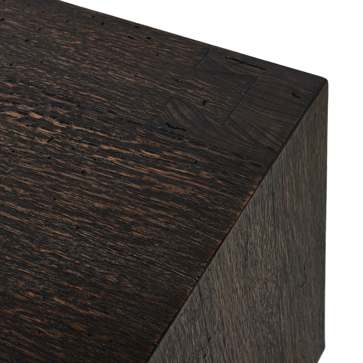 #color_ebony-rustic-wormwood-oak