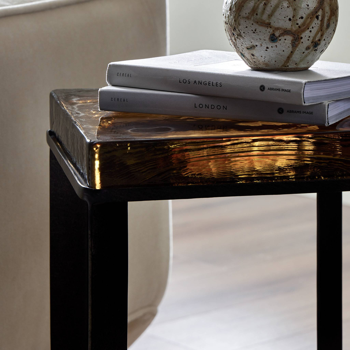 #color_amber-cast-glass