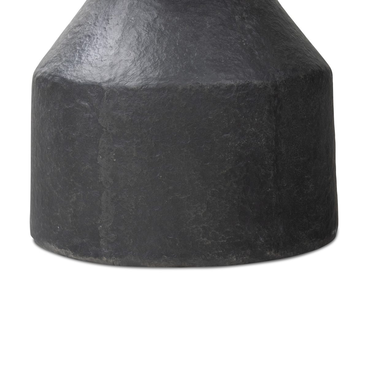 #color_distressed-graphite-concrete