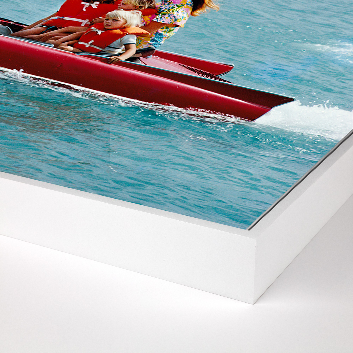 #color_white-maple-floater