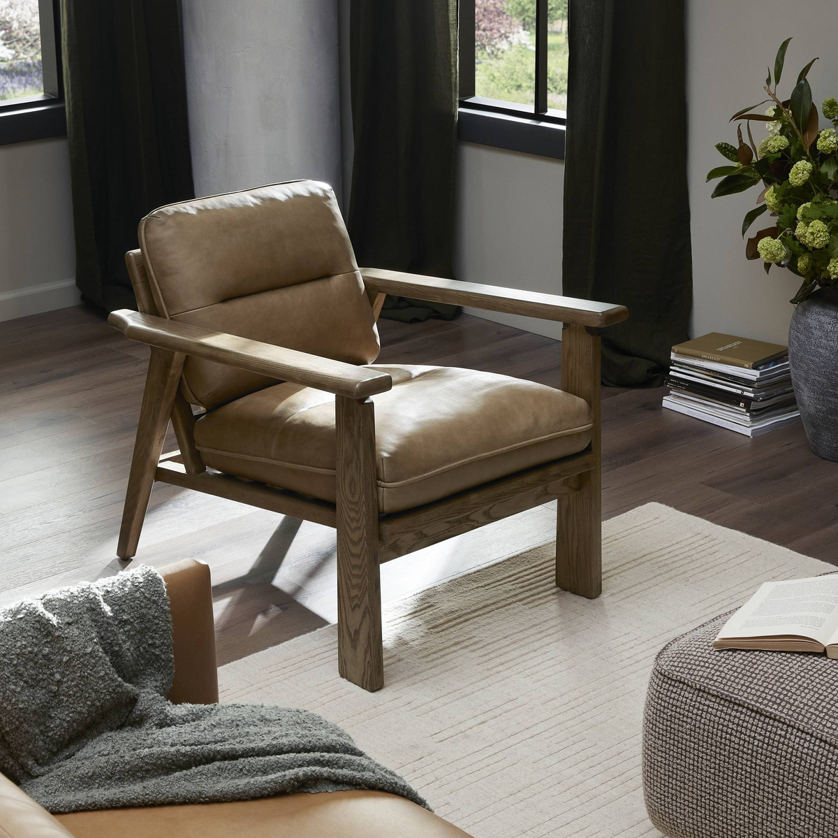 #color_seating/chairs/accent