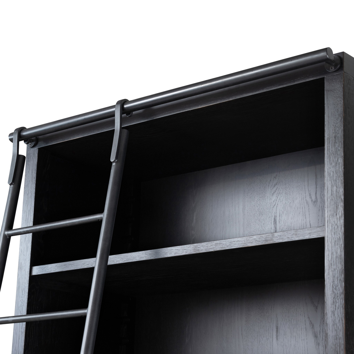 #color_worn-black