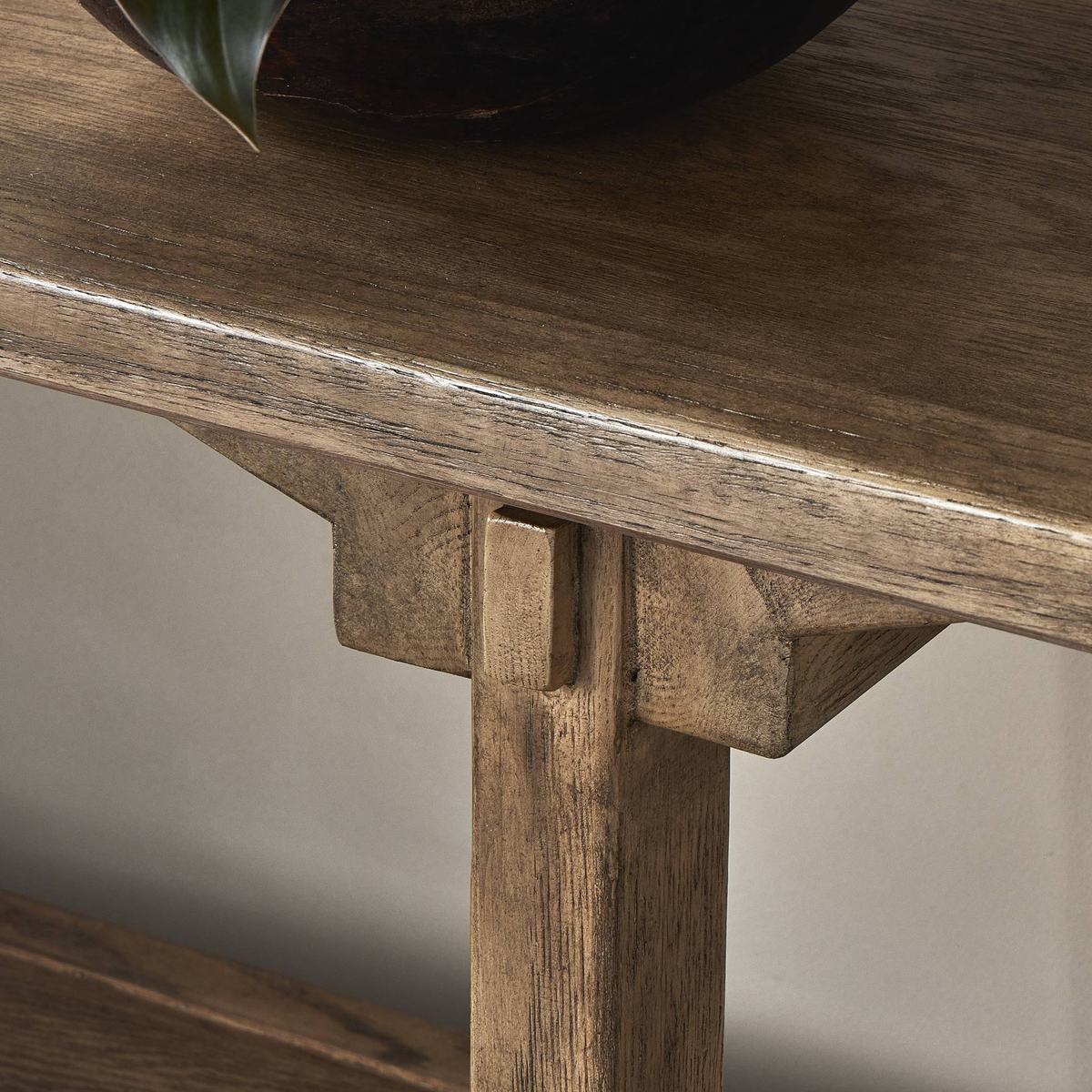 #color_distressed-light-oak