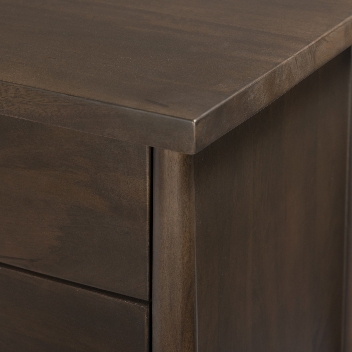 Freddie 6 Drawer Dresser