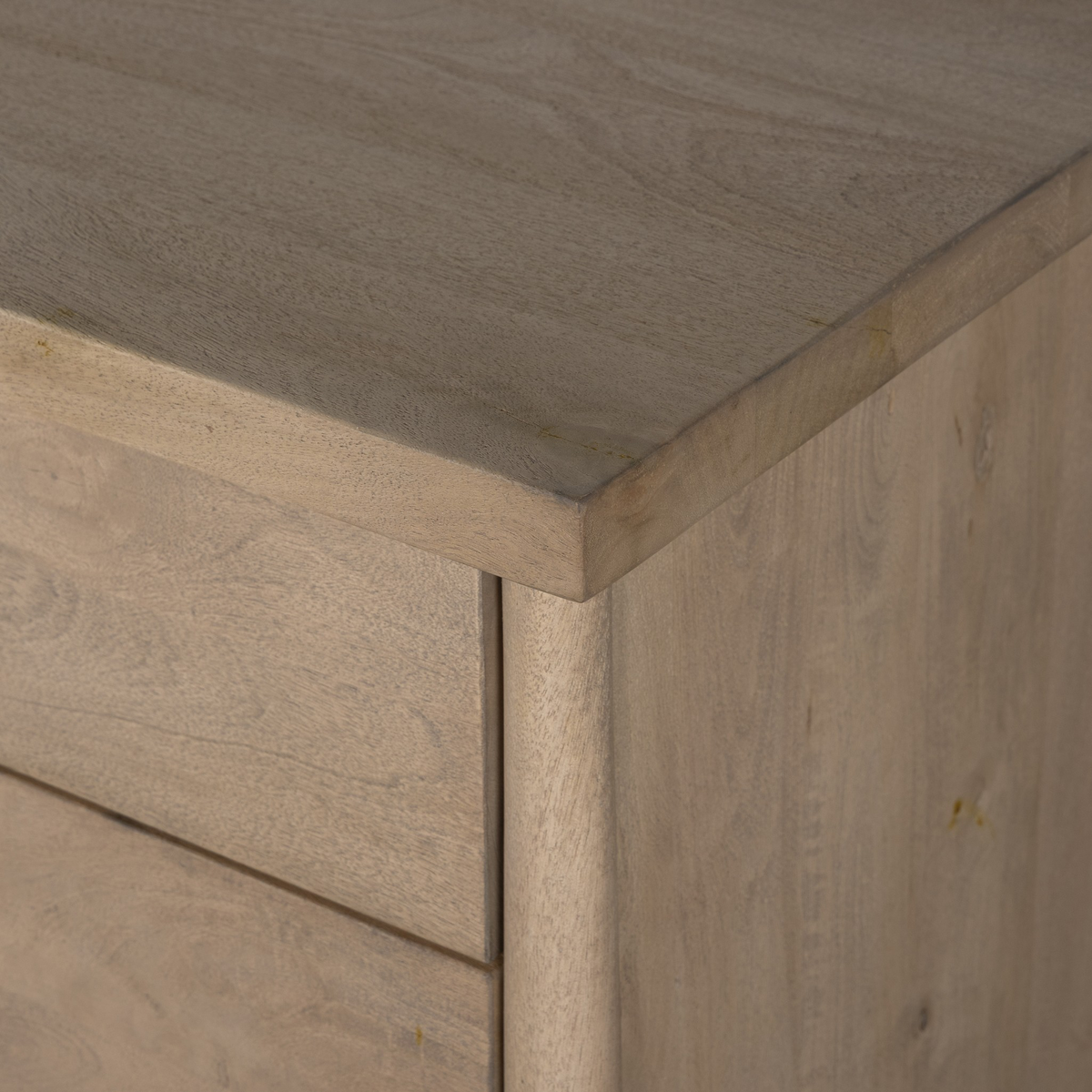 Freddie 6 Drawer Dresser