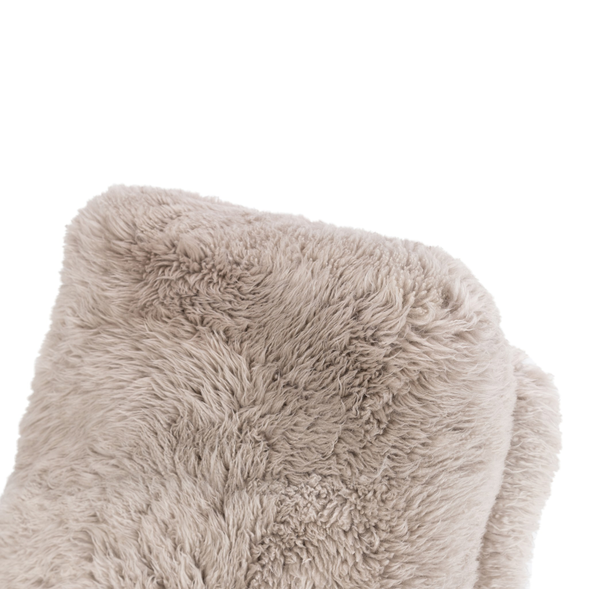 #color_taupe-mongolian-fur