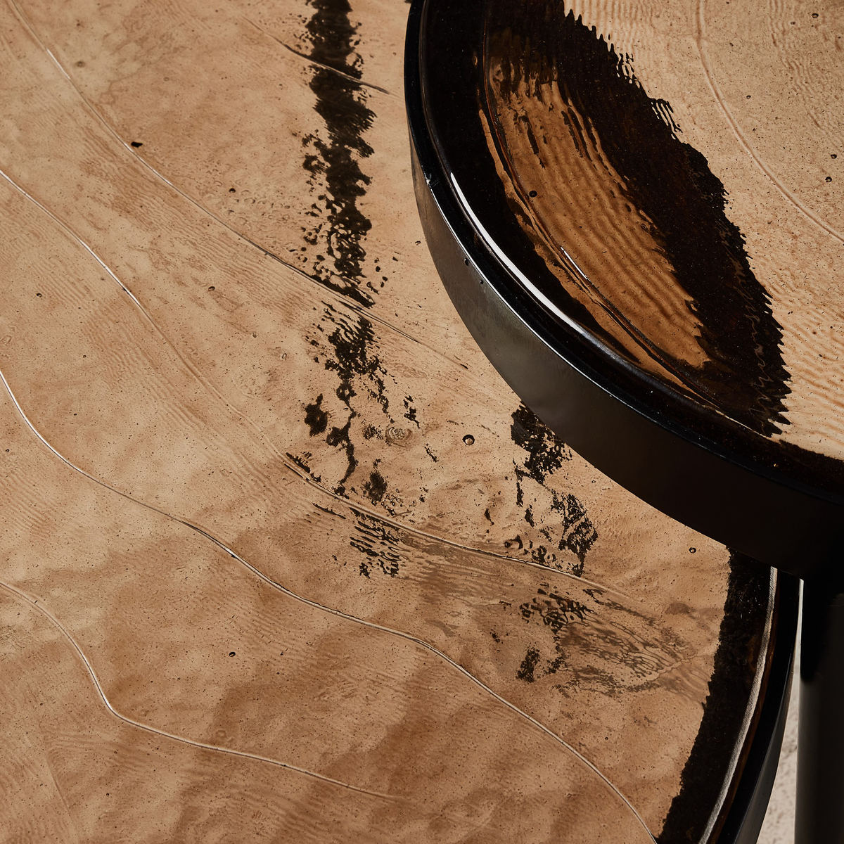 #color_smoked-brown-cast-glass