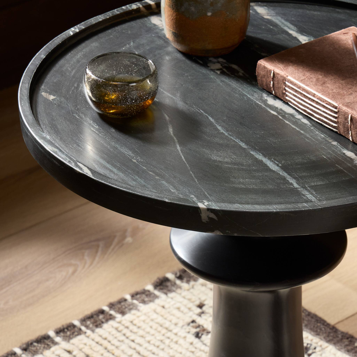 #color_black-marble