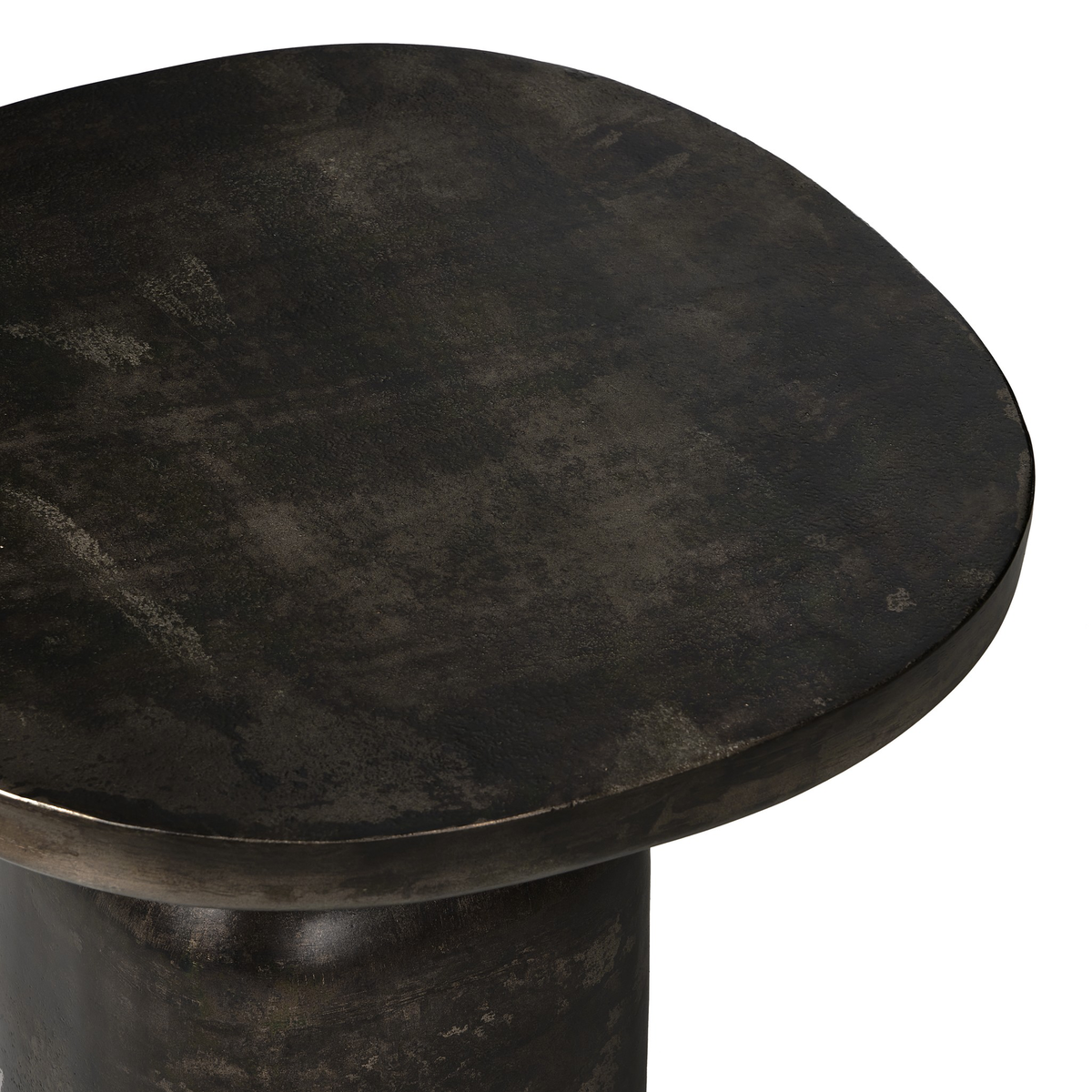 #color_distressed-bronze