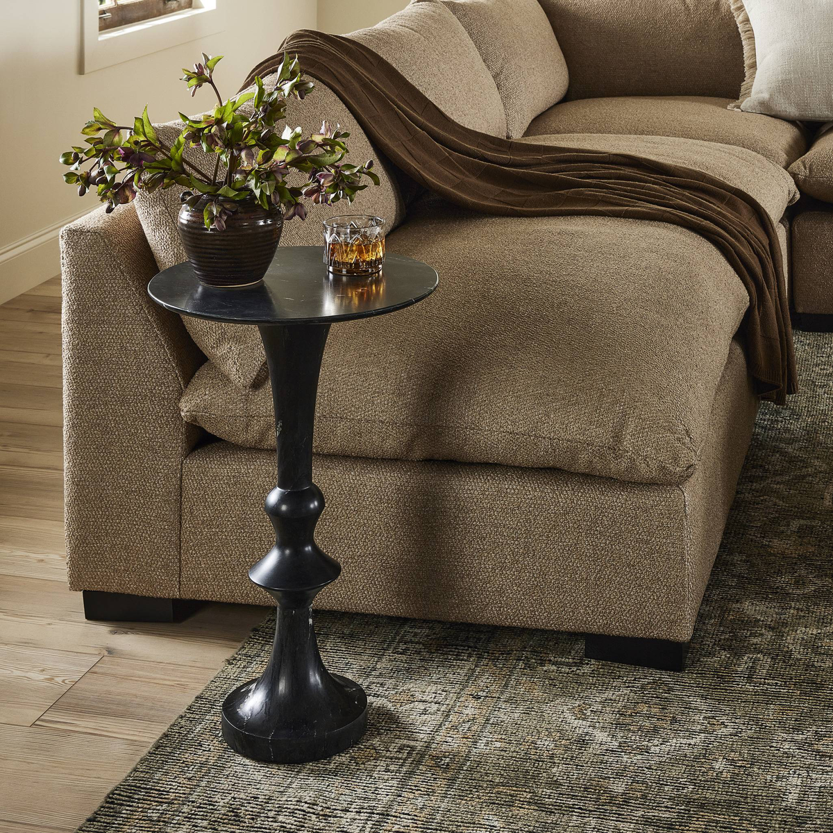 #color_black-marble