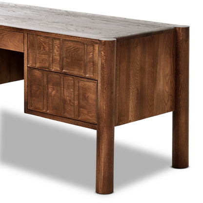 Ezri Desk