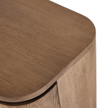 Elle Media Console