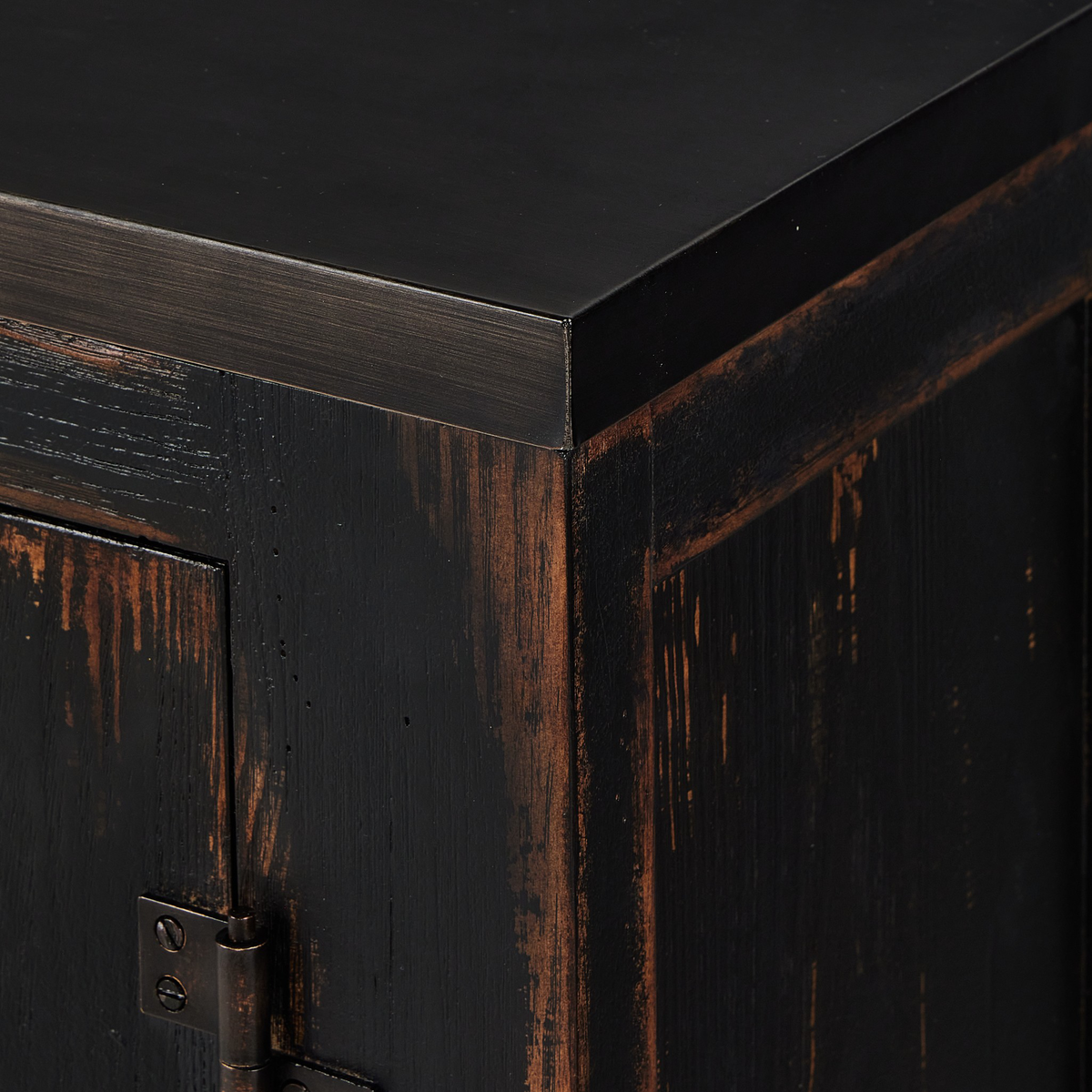 #color_distressed-burnt-black