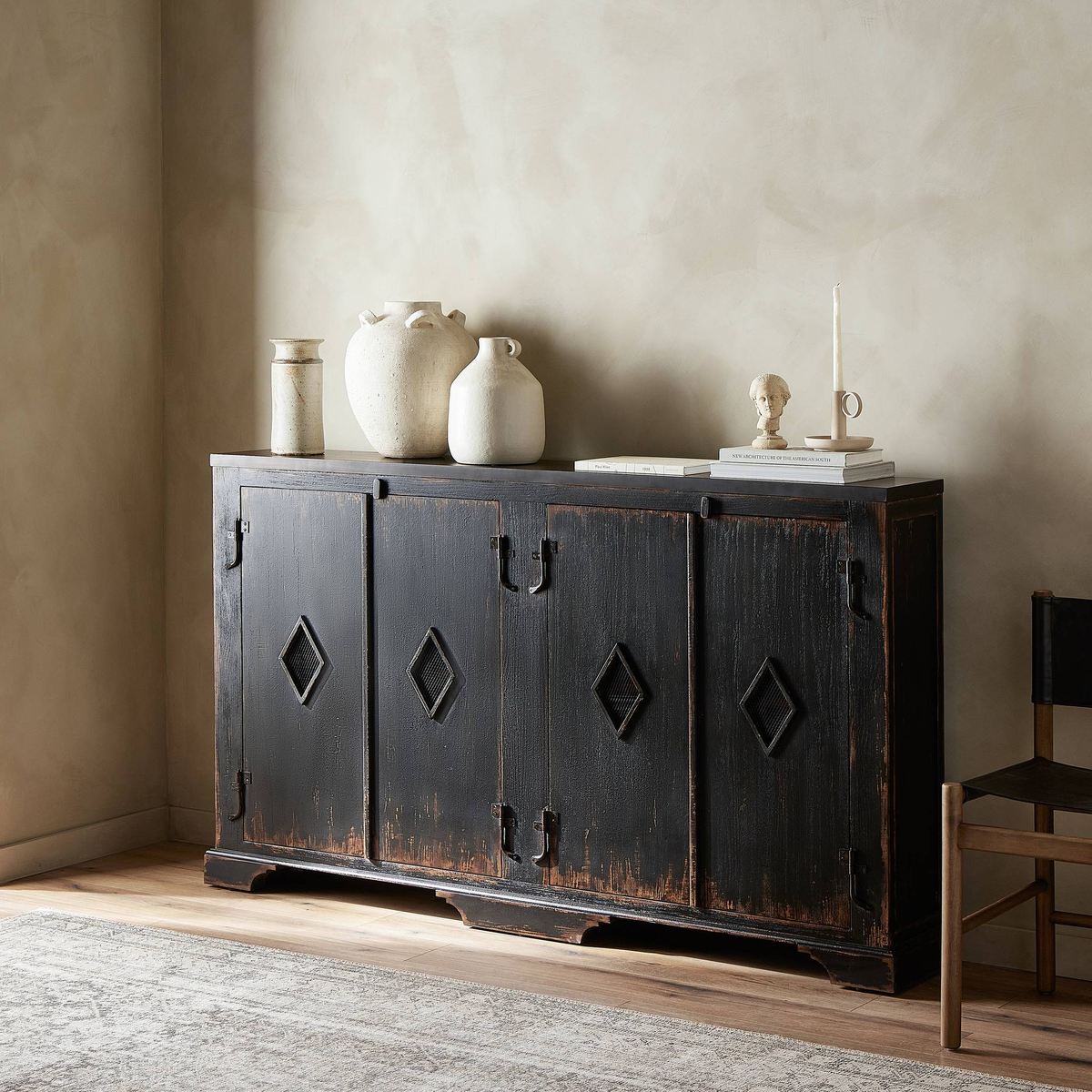 #color_distressed-burnt-black