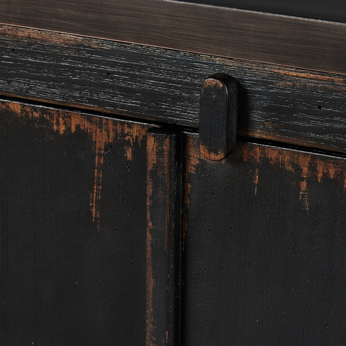 #color_distressed-burnt-black