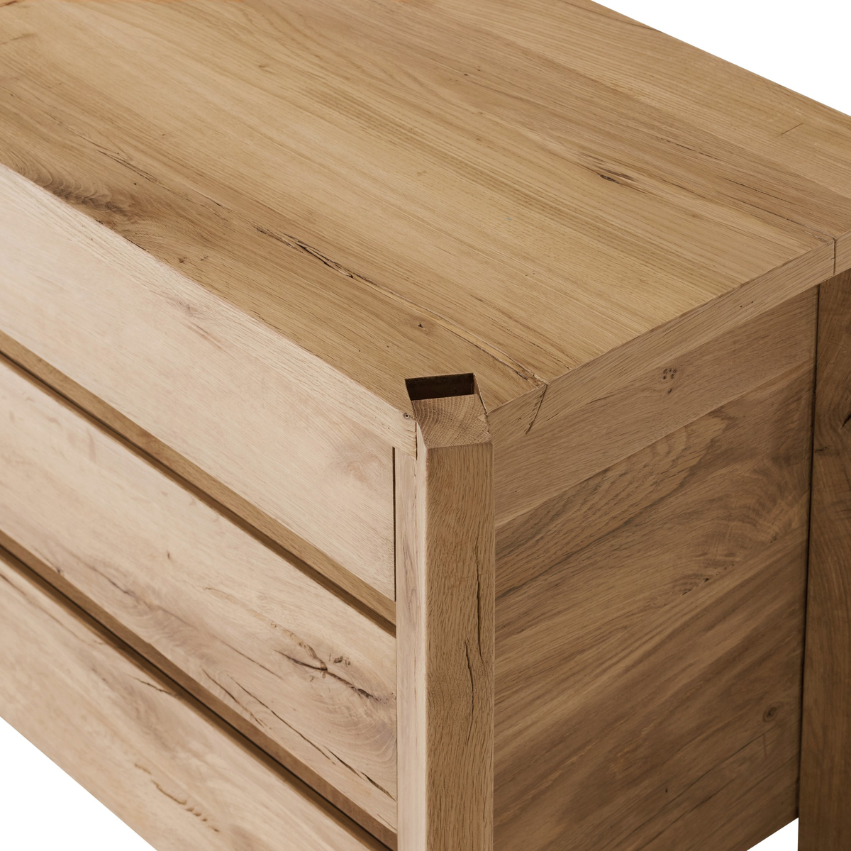 Cassio Nightstand