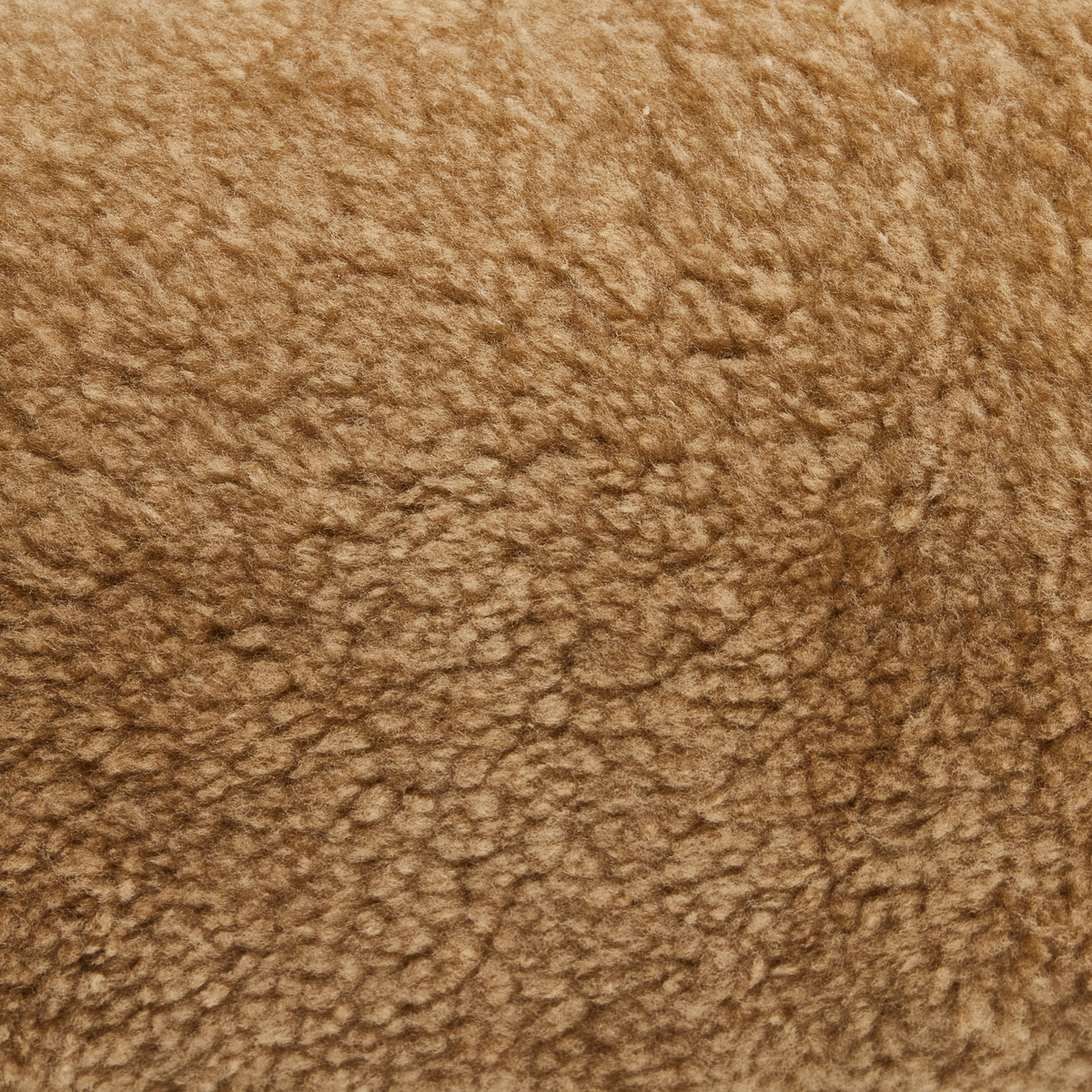 #color_desert-shearling