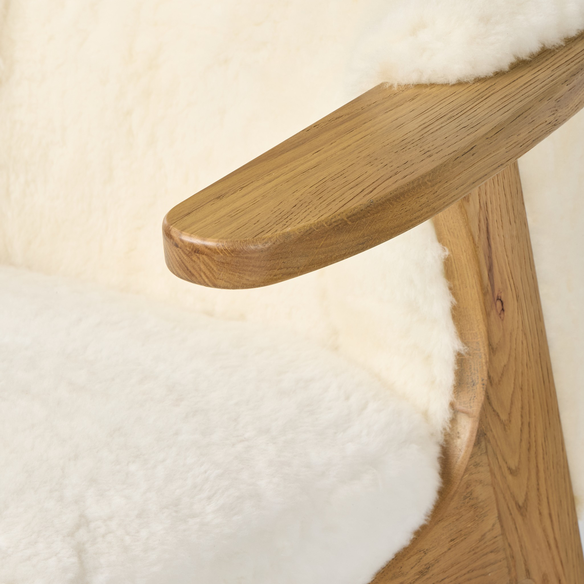 #color_cream-shearling