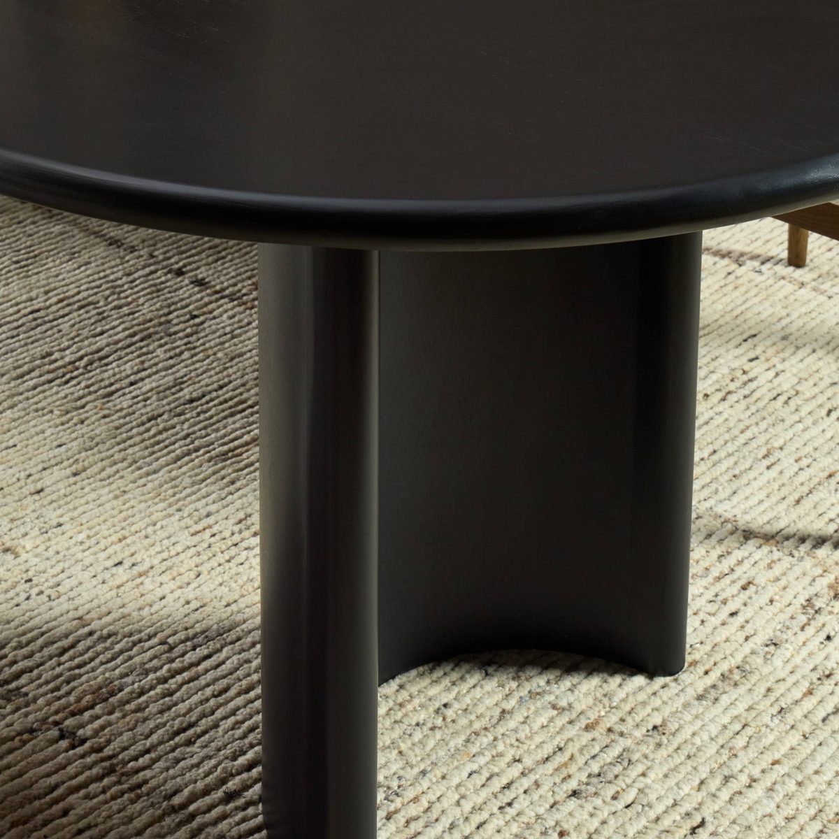 #color_aged-black-acacia