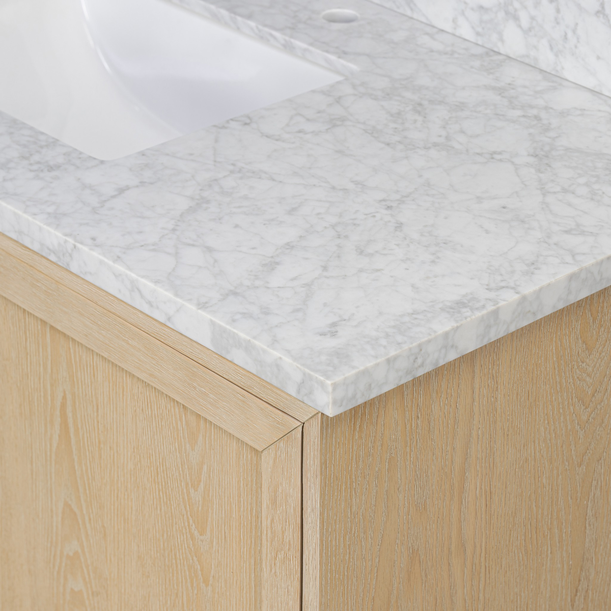 #color_satin-bleached-oak-veneer