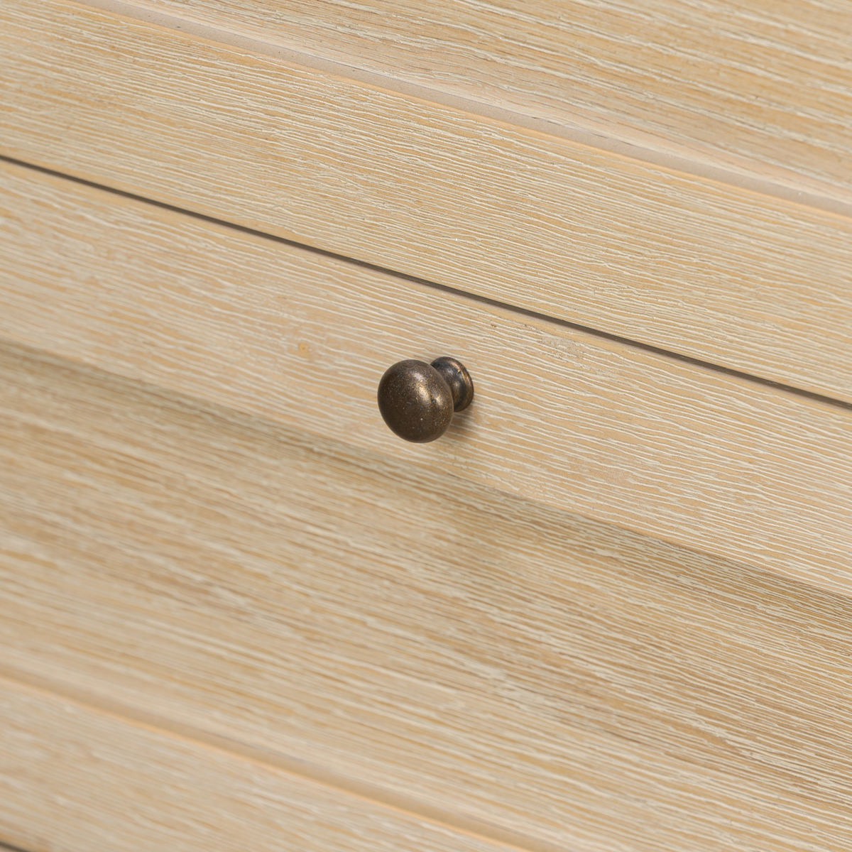 #color_satin-bleached-oak-veneer