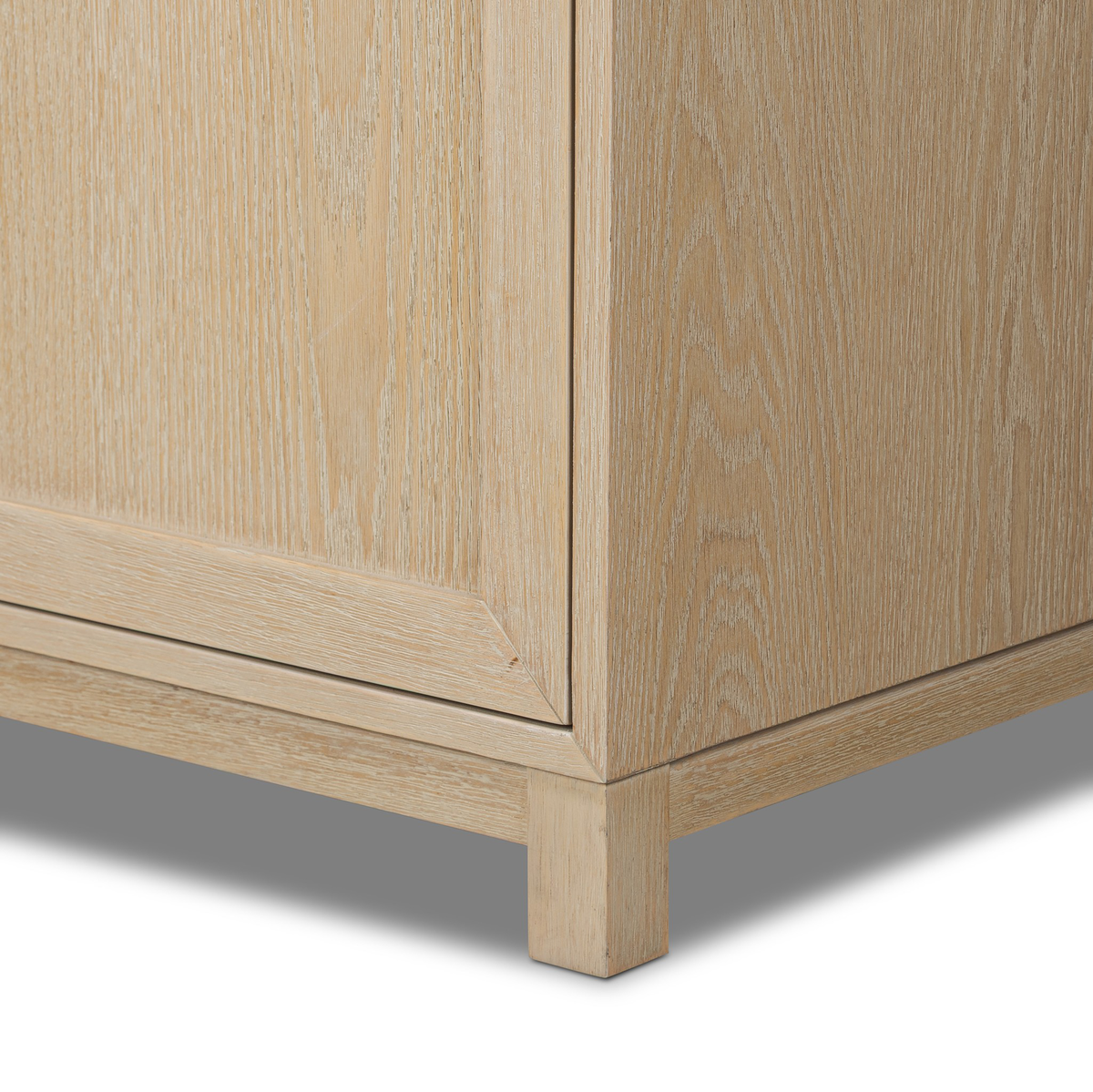 #color_satin-bleached-oak-veneer