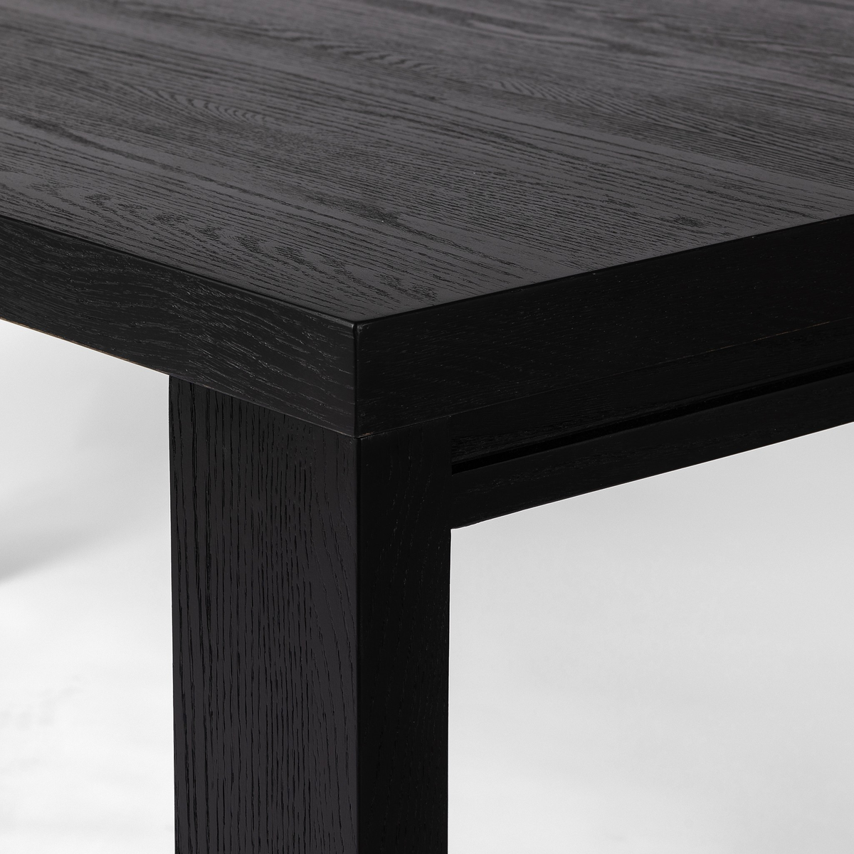 #color_drifted-matte-black-veneer