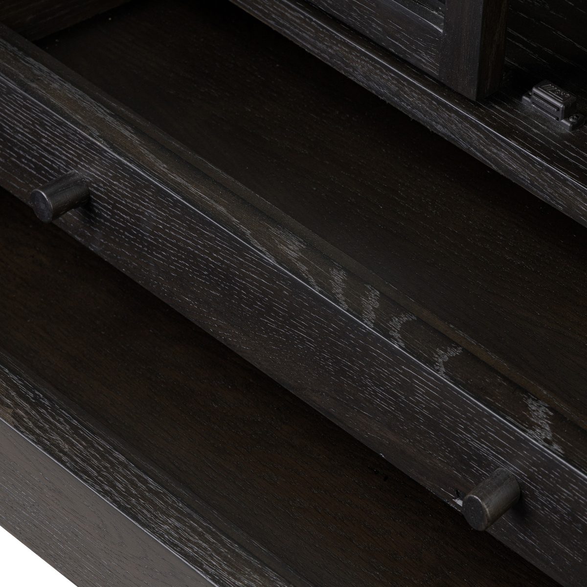 #color_smoked-black-veneer