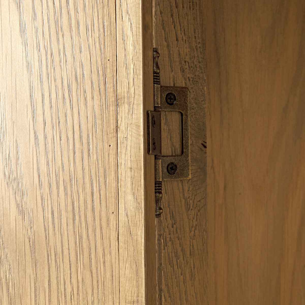 #color_worn-oak