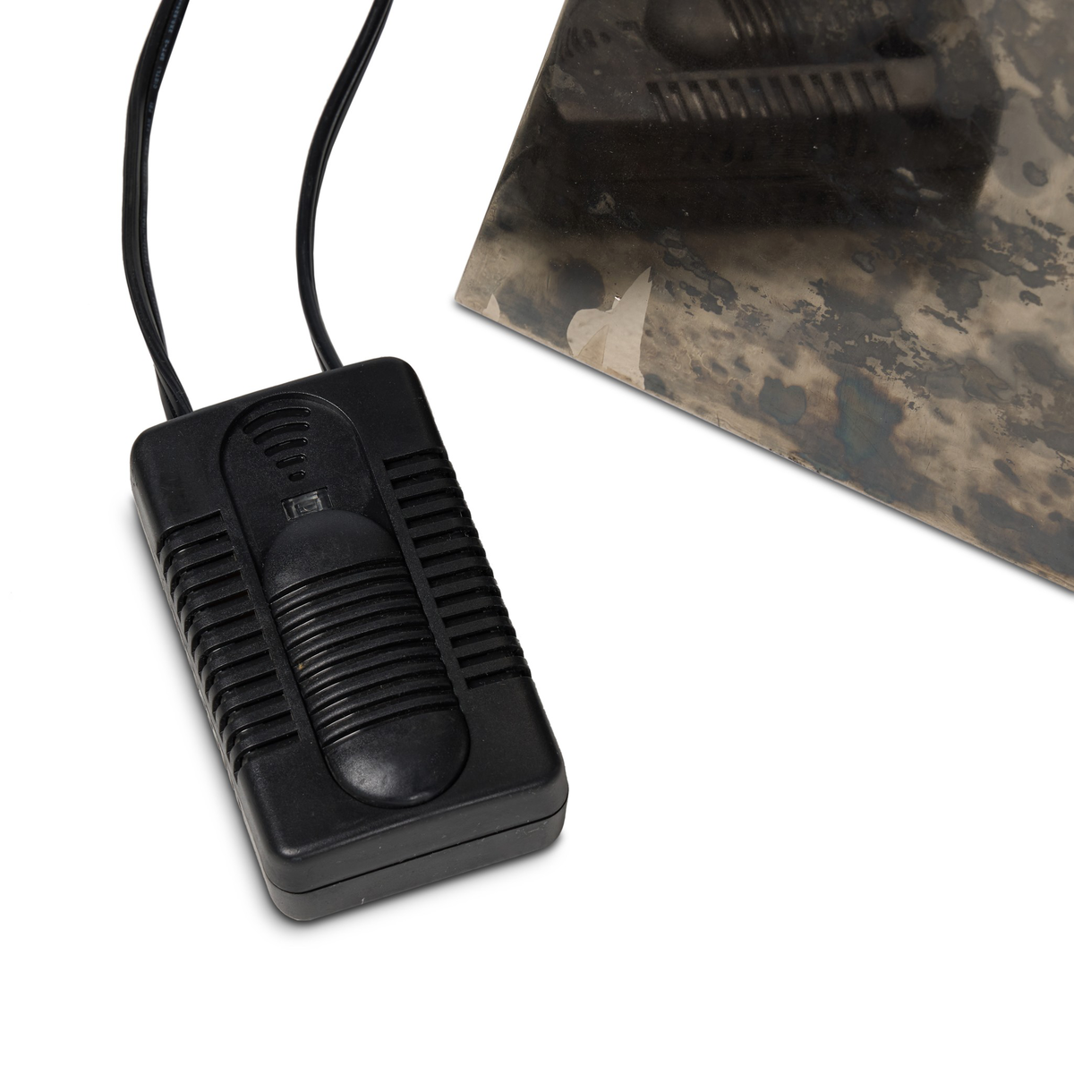 #color_oxidized-brass-steel
