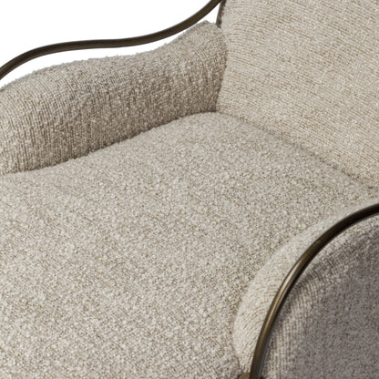 Demi Chaise