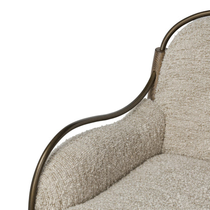 Demi Chaise