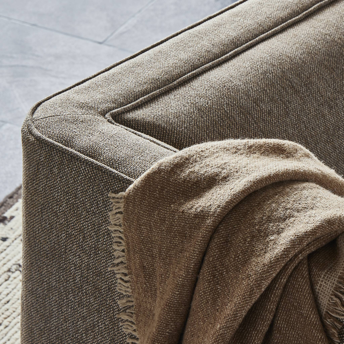 #color_delta-tweed