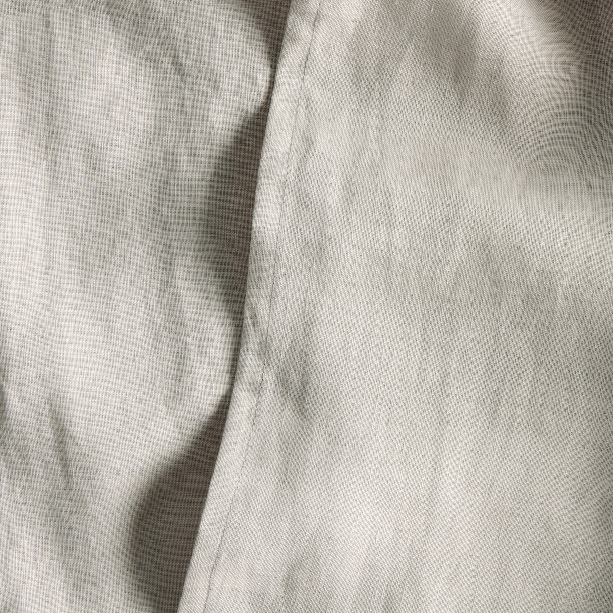 #color_sable-light-grey