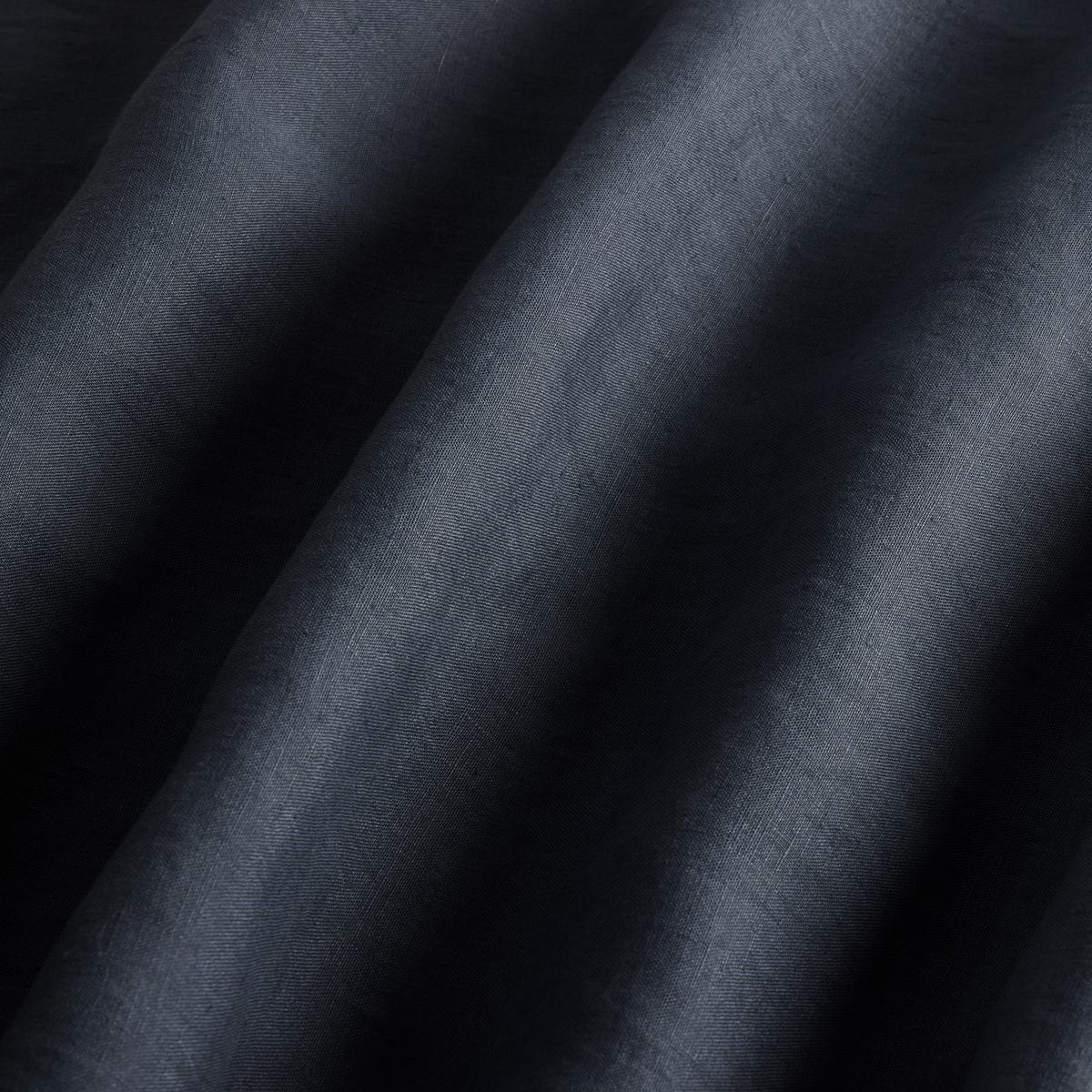#color_sable-navy