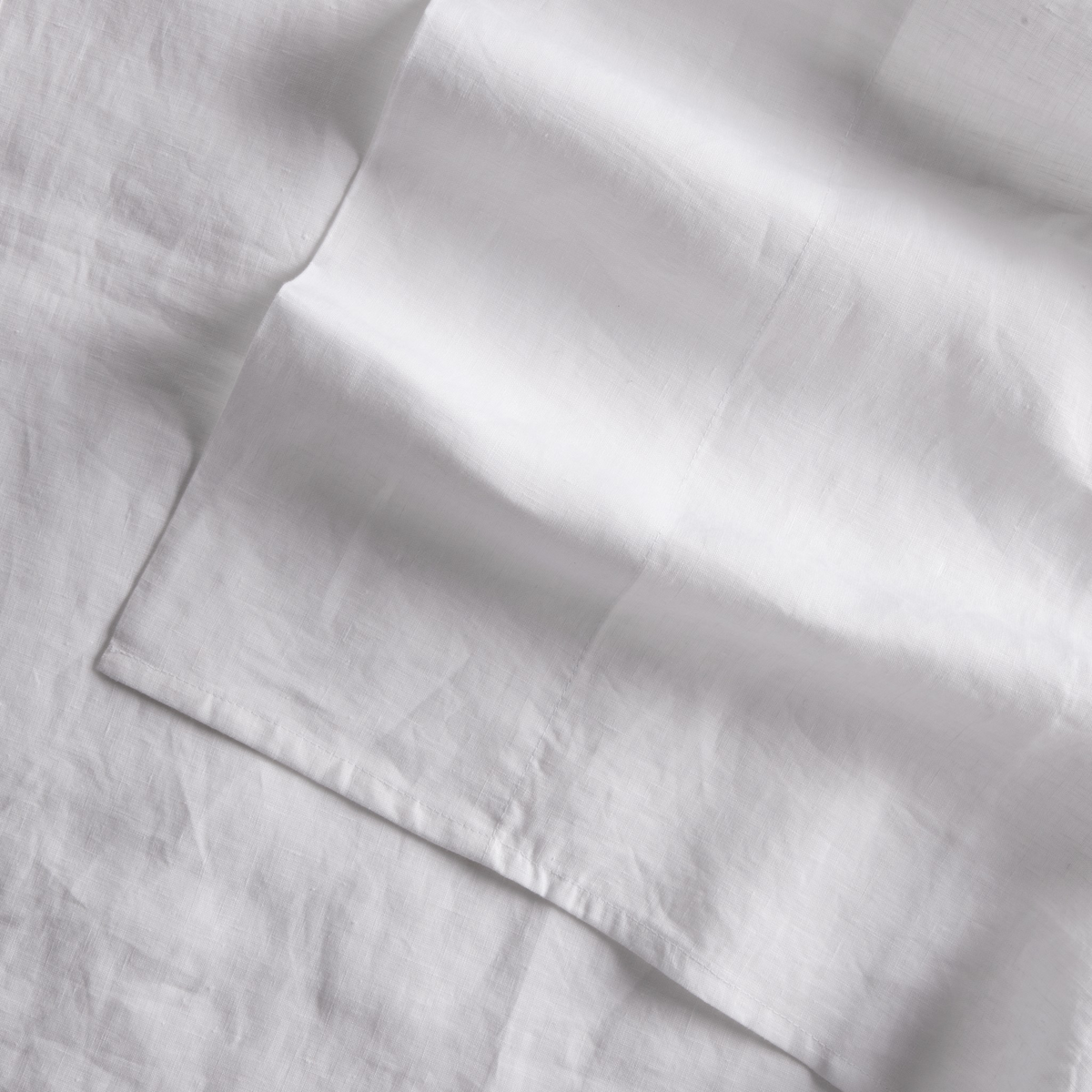 #color_sable-white