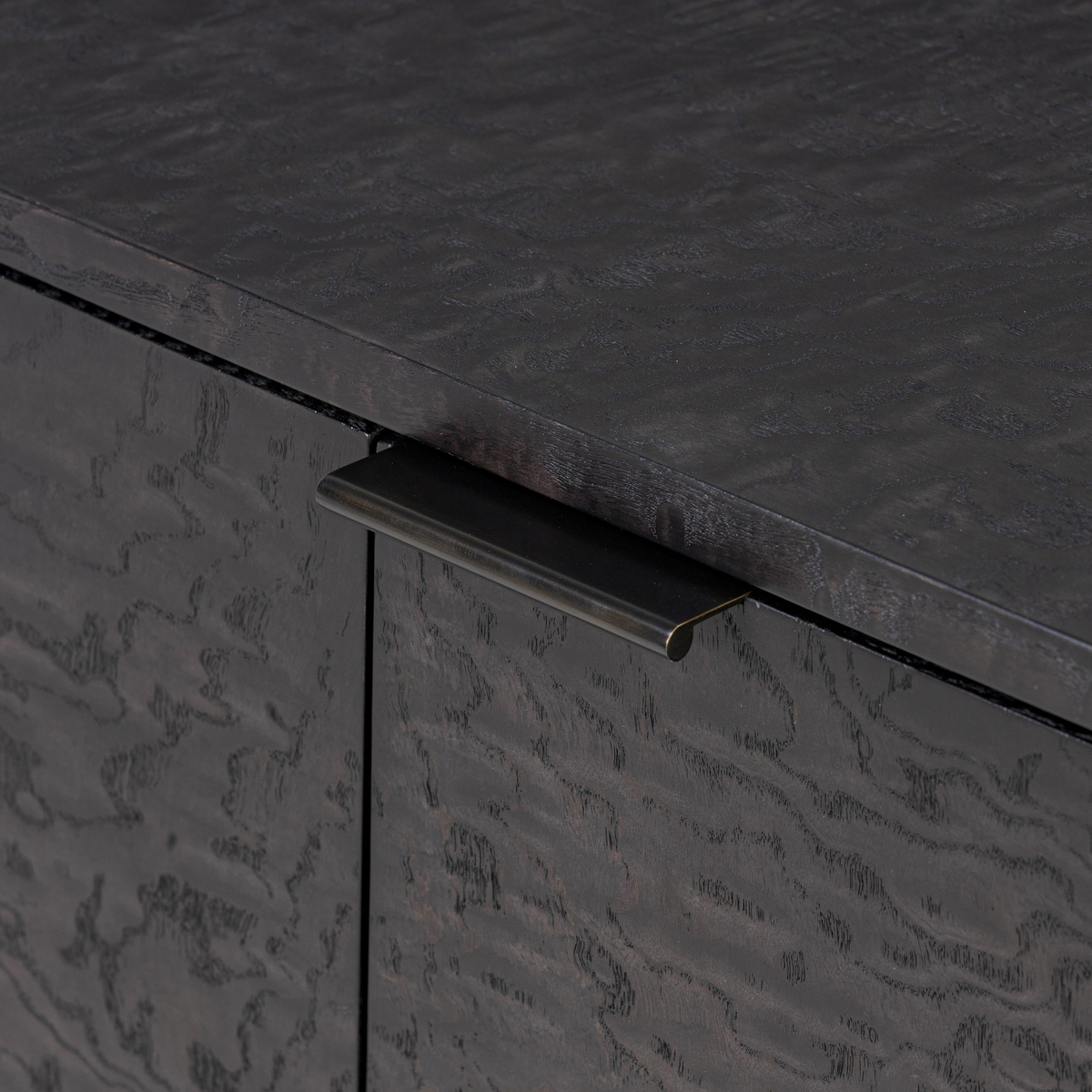 #color_dark-tamo-ash-veneer