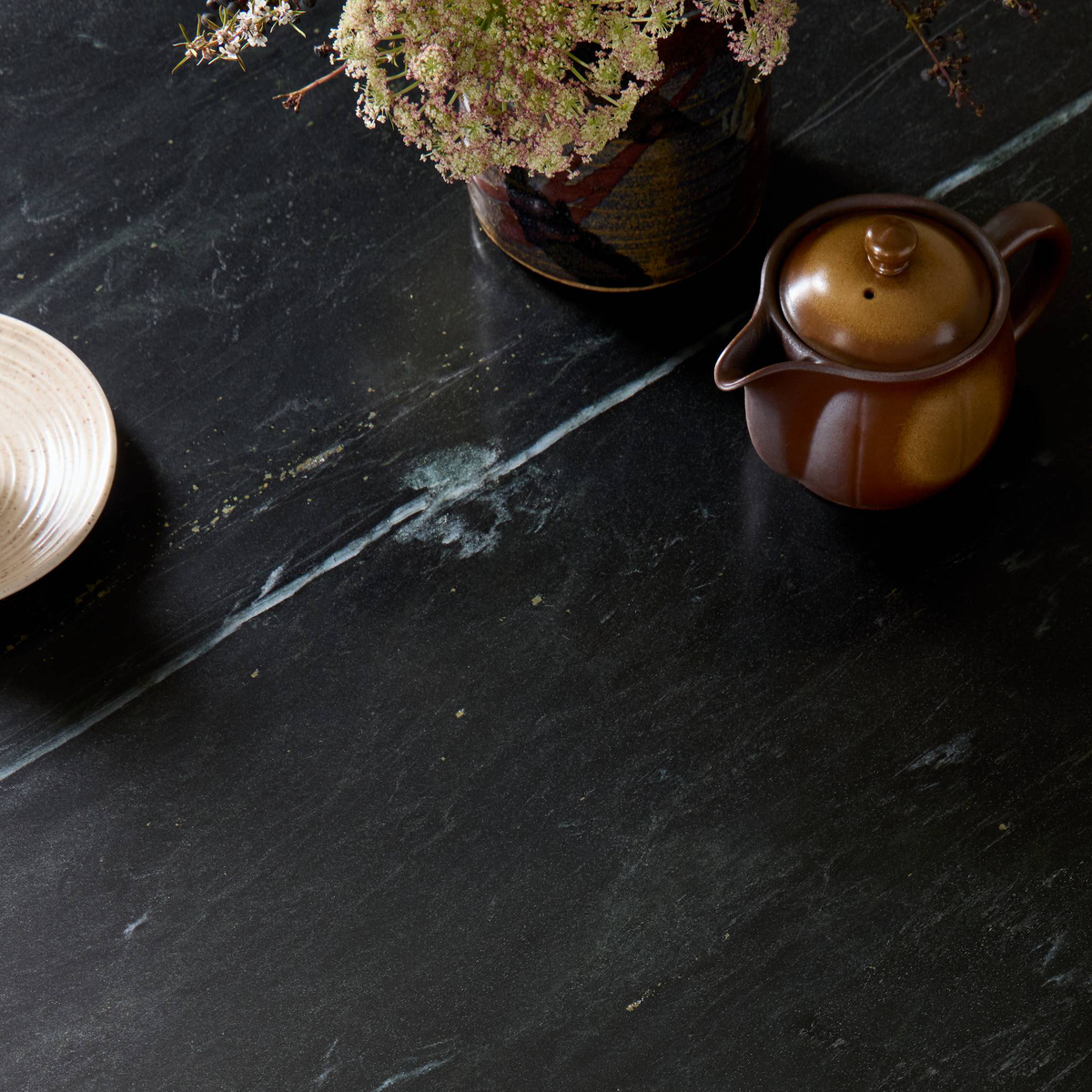#color_black-marble