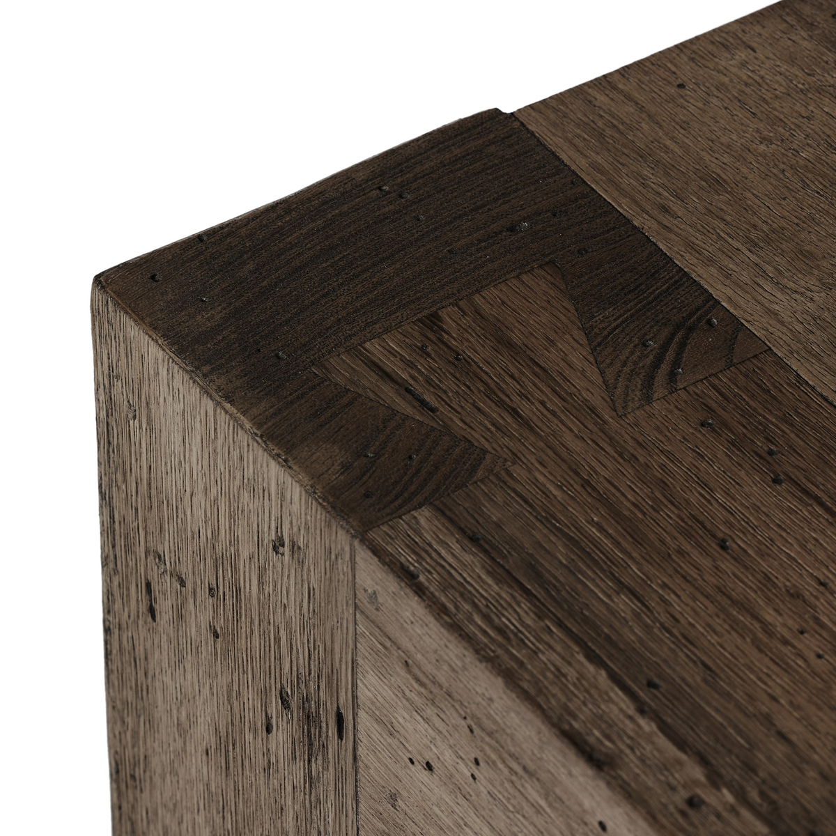#color_ebony-rustic-wormwood-oak