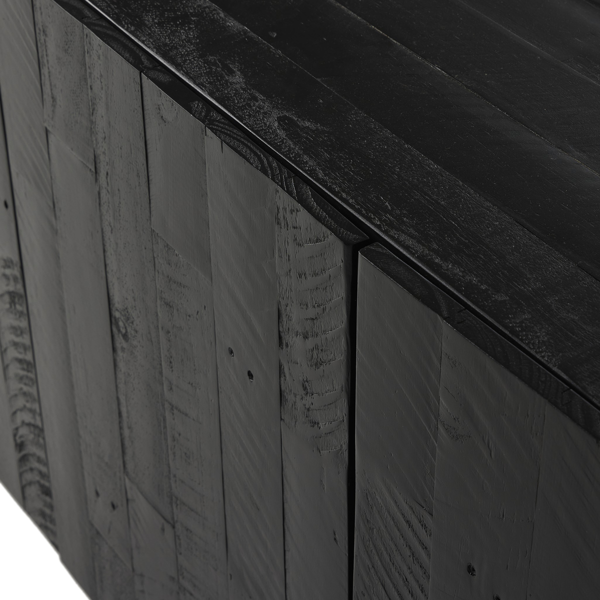 #color_aged-black-pine
