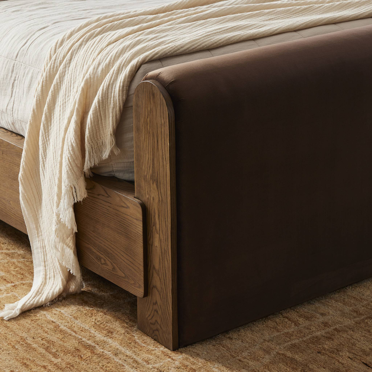 #color_surrey-cocoa