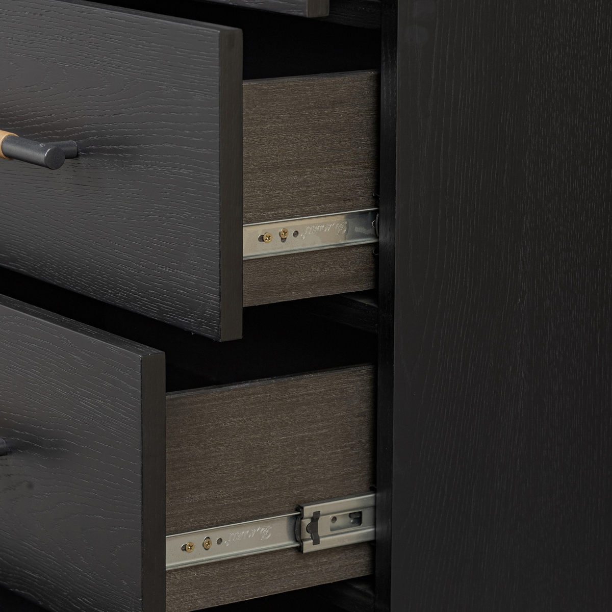 #color_ebony-oak-veneer