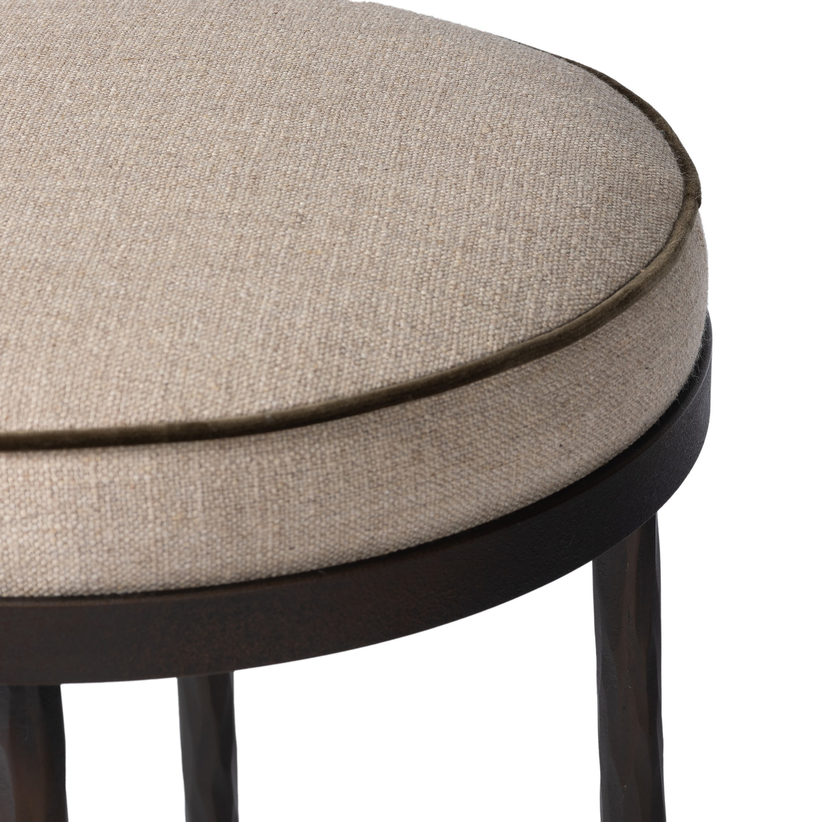 #color_alcala-taupe